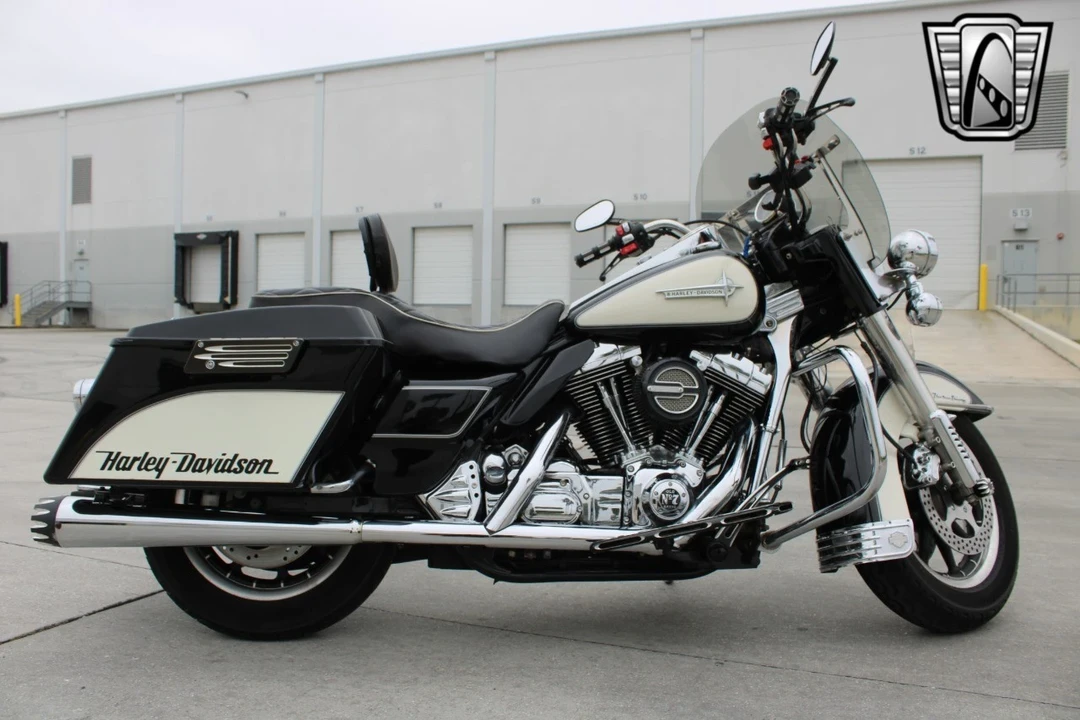 2001 Harley-Davidson Touring Twin Cam - Image 14 of 21