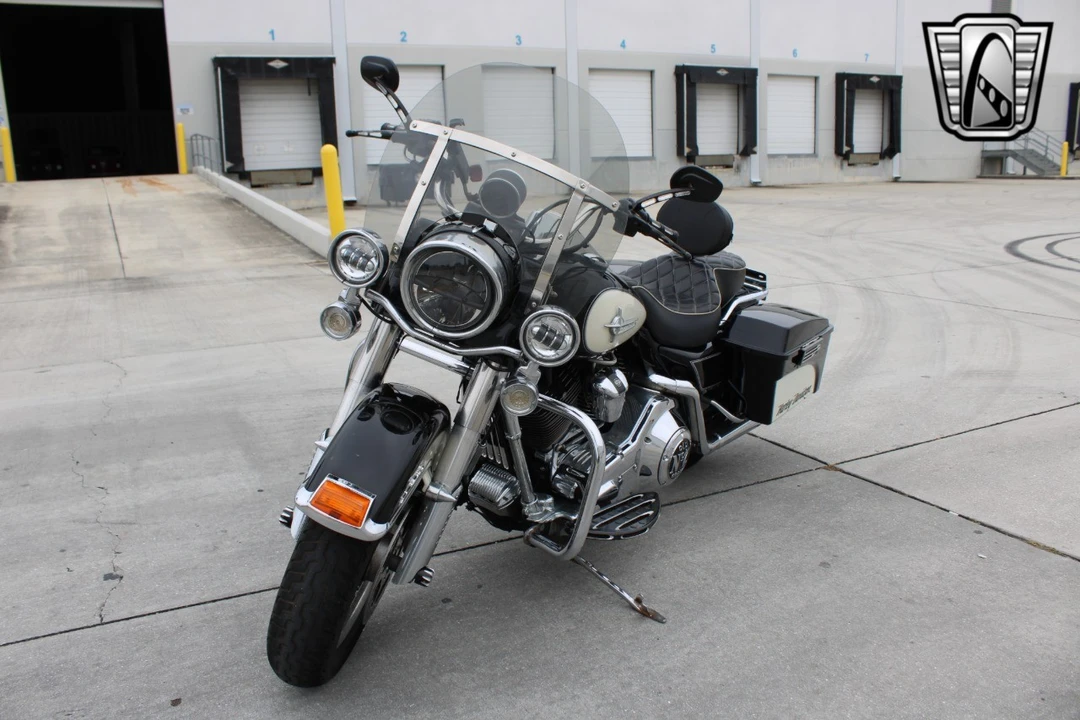 2001 Harley-Davidson Touring Twin Cam - Image 7 of 12