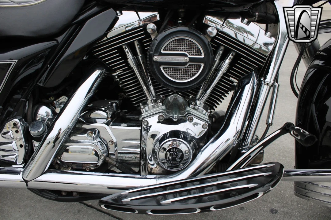 2001 Harley-Davidson Touring Twin Cam - Image 5 of 21