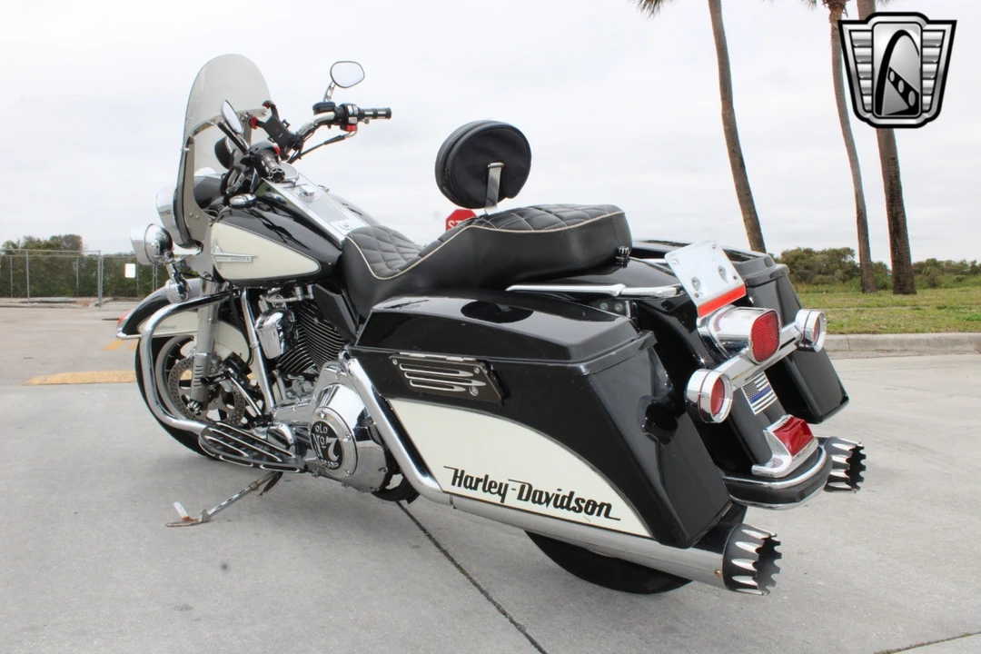2001 Harley-Davidson Touring Twin Cam - Image 9 of 12