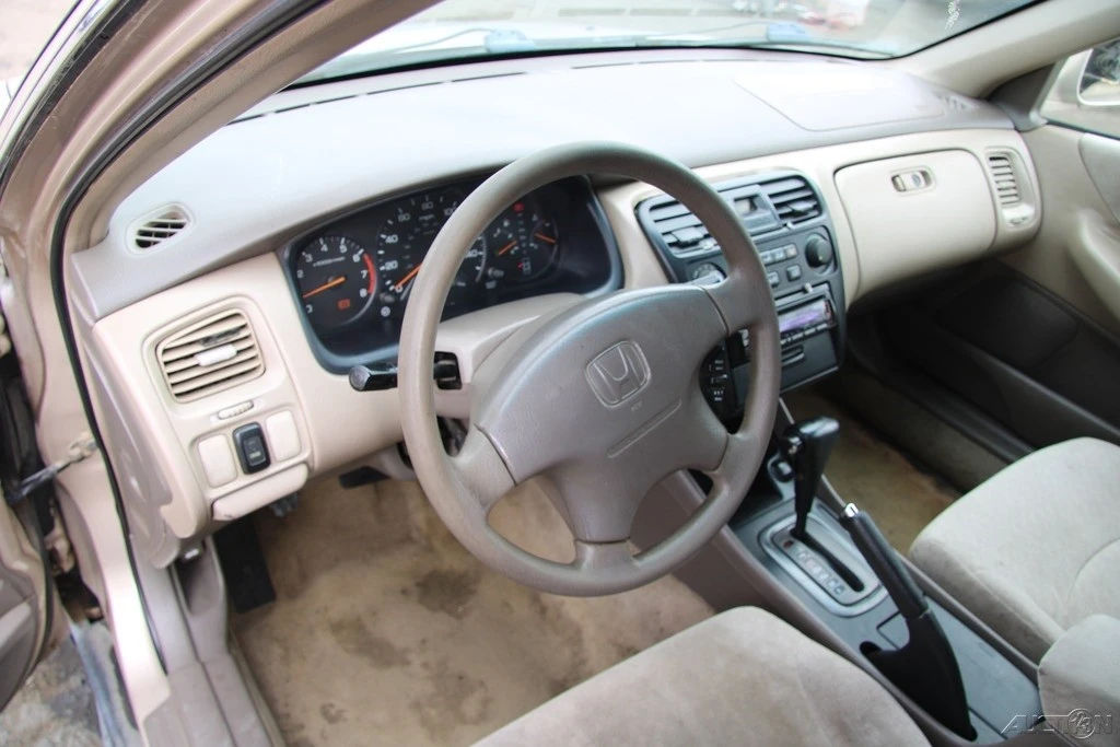 2001 Honda Accord 6th Gen - Image 15 of 21