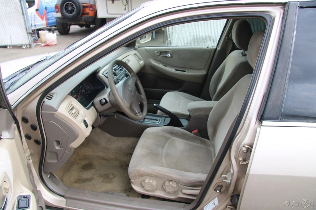 2001 Honda Accord 6th Gen - Image 14 of 21