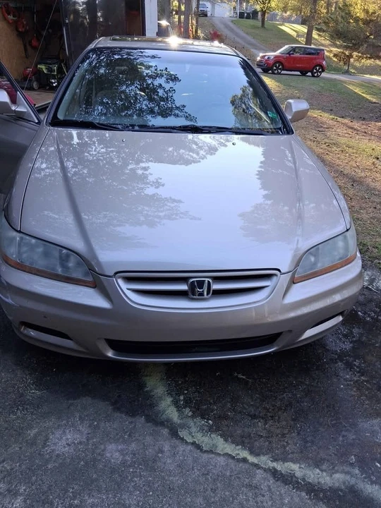 2001 Honda Accord 6th Gen - Image 2 of 18