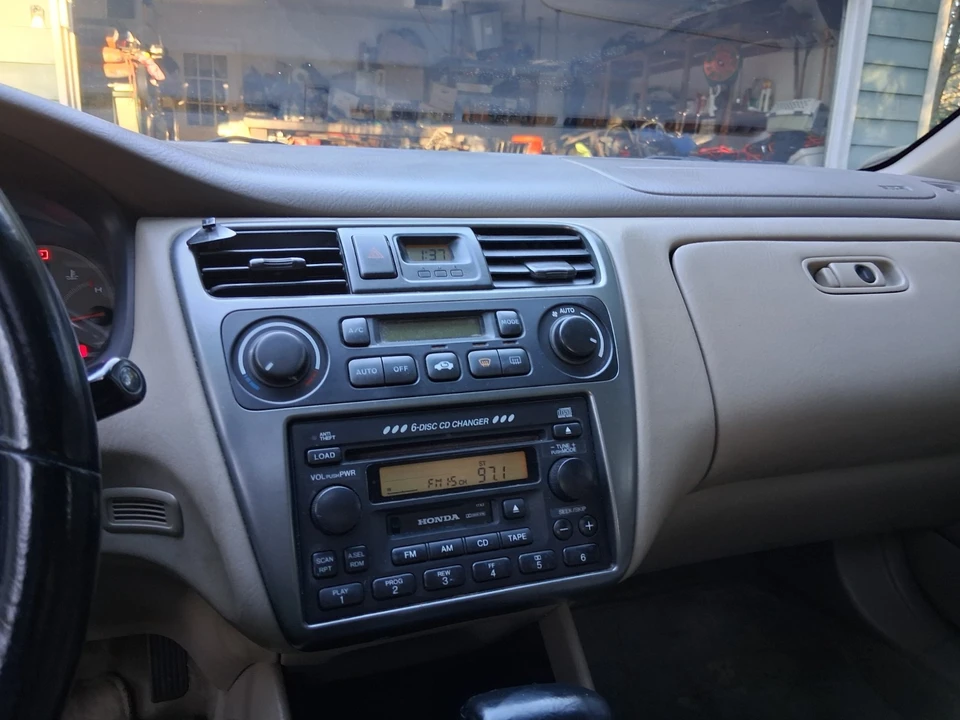 2001 Honda Accord 6th Gen - Image 8 of 18