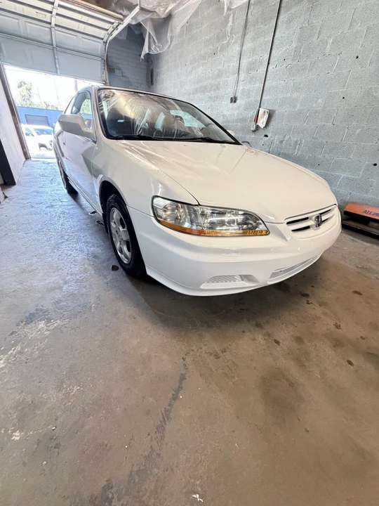 2001 Honda Accord 6th Gen - Image 2 of 18
