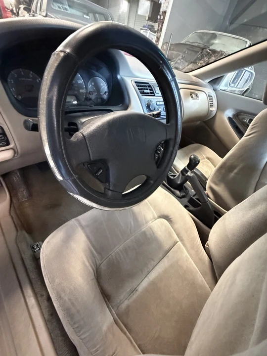 2001 Honda Accord 6th Gen - Image 13 of 18