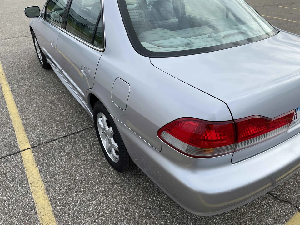 2001 Honda Accord 6th Gen - Image 11 of 31