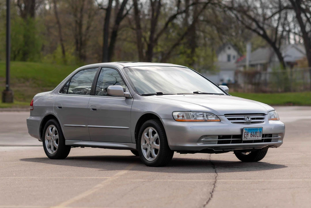 2001 Honda Accord 6th Gen - Image 3 of 31