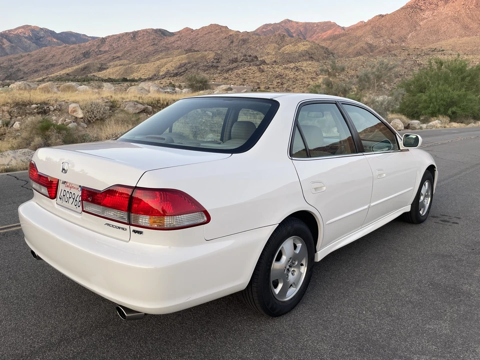2001 Honda Accord 6th Gen - Image 11 of 31