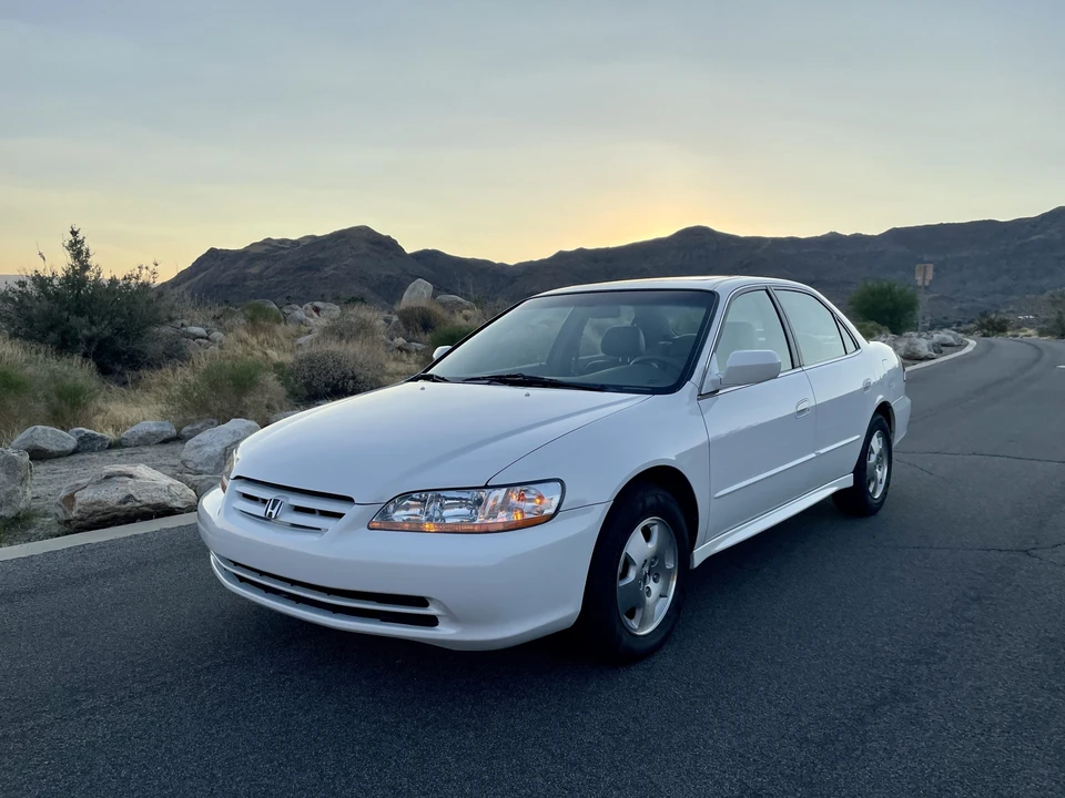 2001 Honda Accord 6th Gen - Image 3 of 31