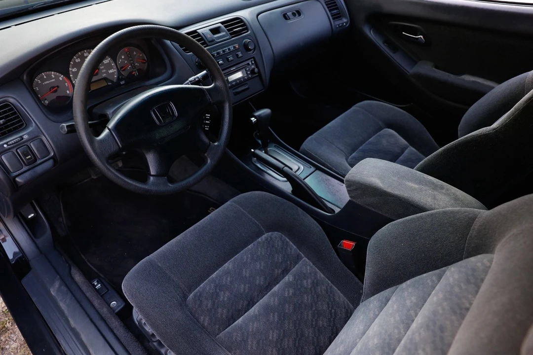 2001 Honda Accord 6th Gen - Image 4 of 12