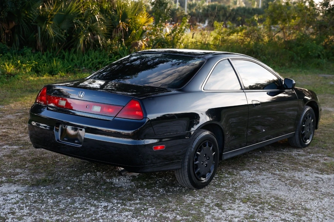 2001 Honda Accord 6th Gen - Image 11 of 12
