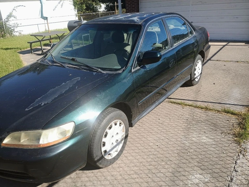 2001 Honda Accord 6th Gen - Image 4 of 6