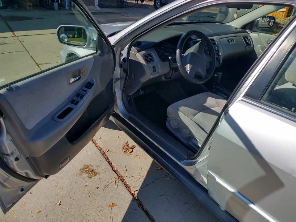 2001 Honda Accord 6th Gen - Image 9 of 10