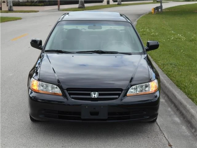 2001 Honda Accord 6th Gen - Image 4 of 12