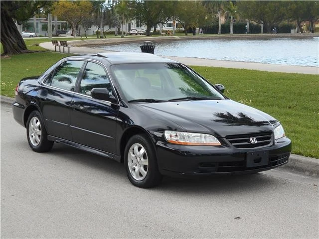 2001 Honda Accord 6th Gen - Image 2 of 12
