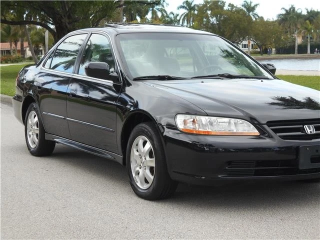 2001 Honda Accord 6th Gen - Image 3 of 12