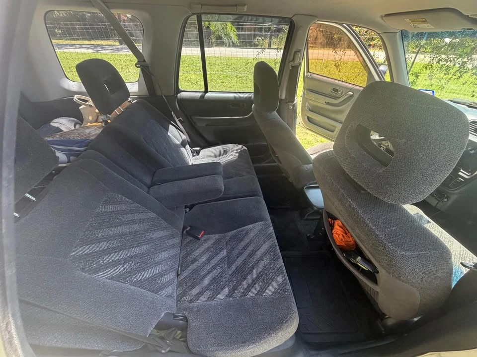 2001 Honda CR-V 1st Gen - Image 6 of 7