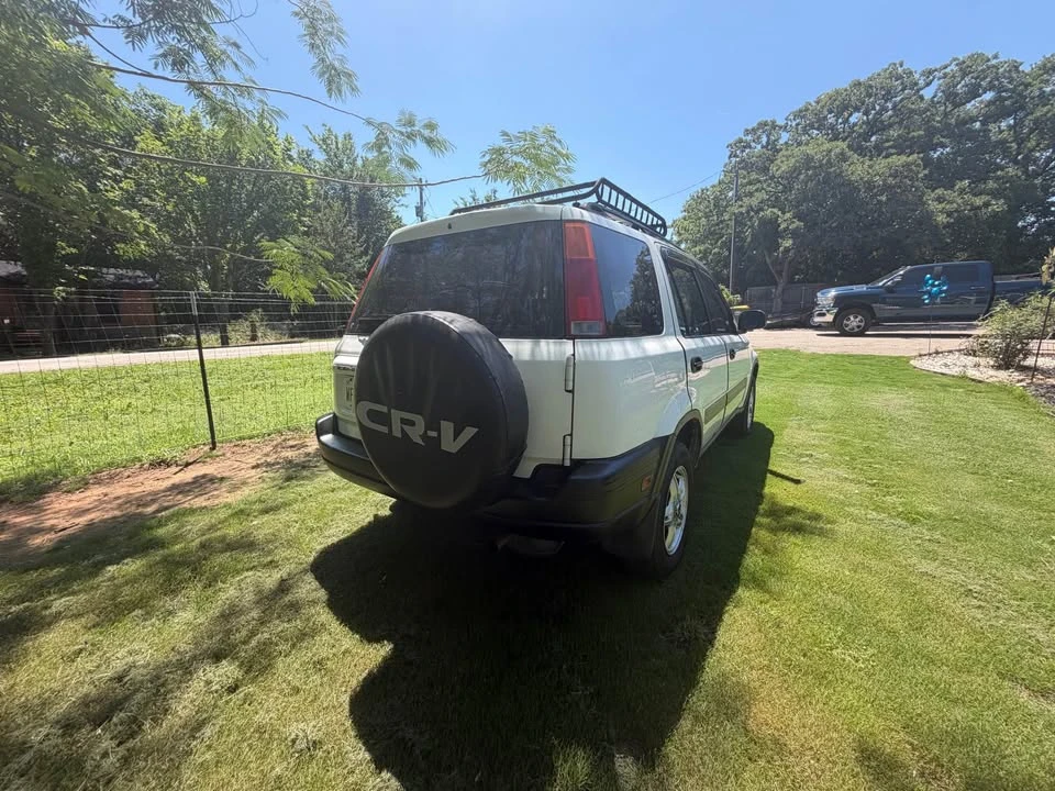 2001 Honda CR-V 1st Gen - Image 3 of 7
