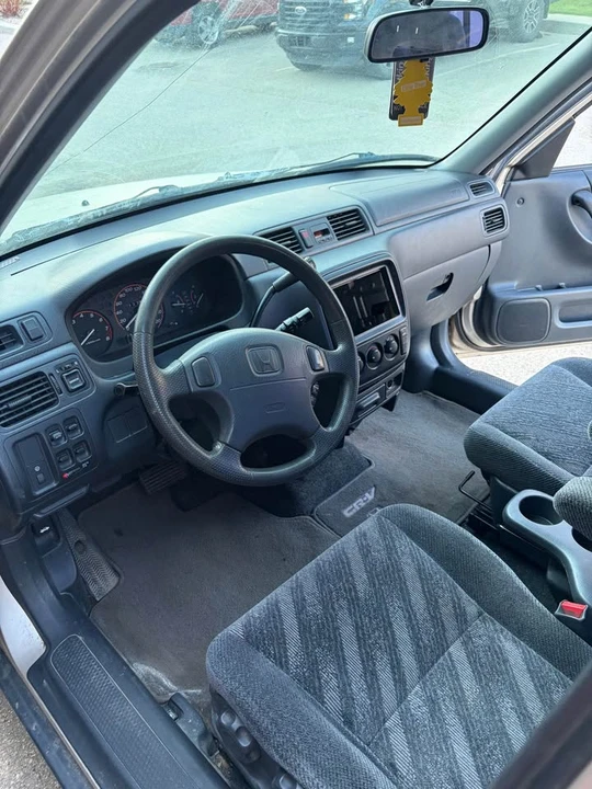 2001 Honda CR-V 1st Gen - Image 3 of 4