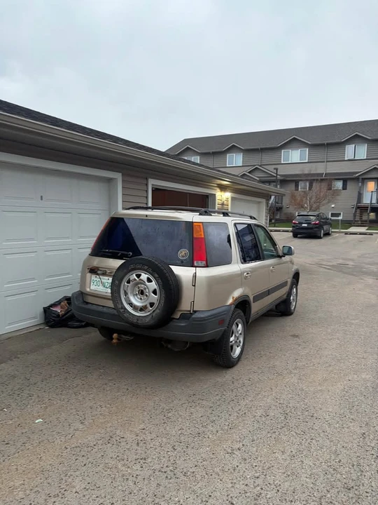 2001 Honda CR-V 1st Gen - Image 2 of 4
