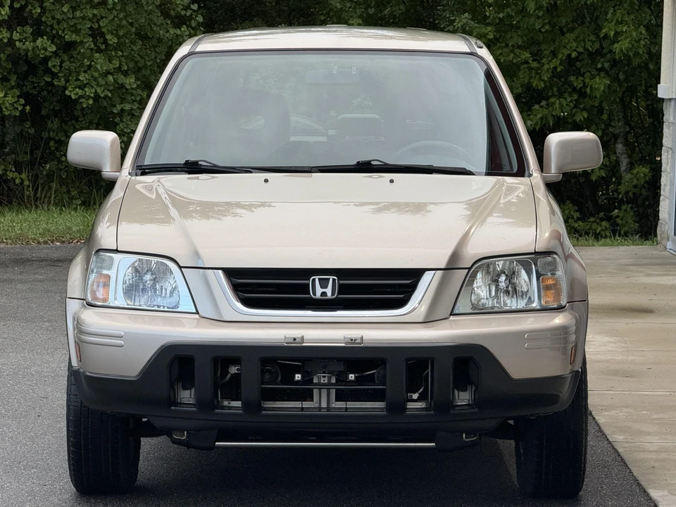 2001 Honda CR-V 1st Gen - Image 9 of 31