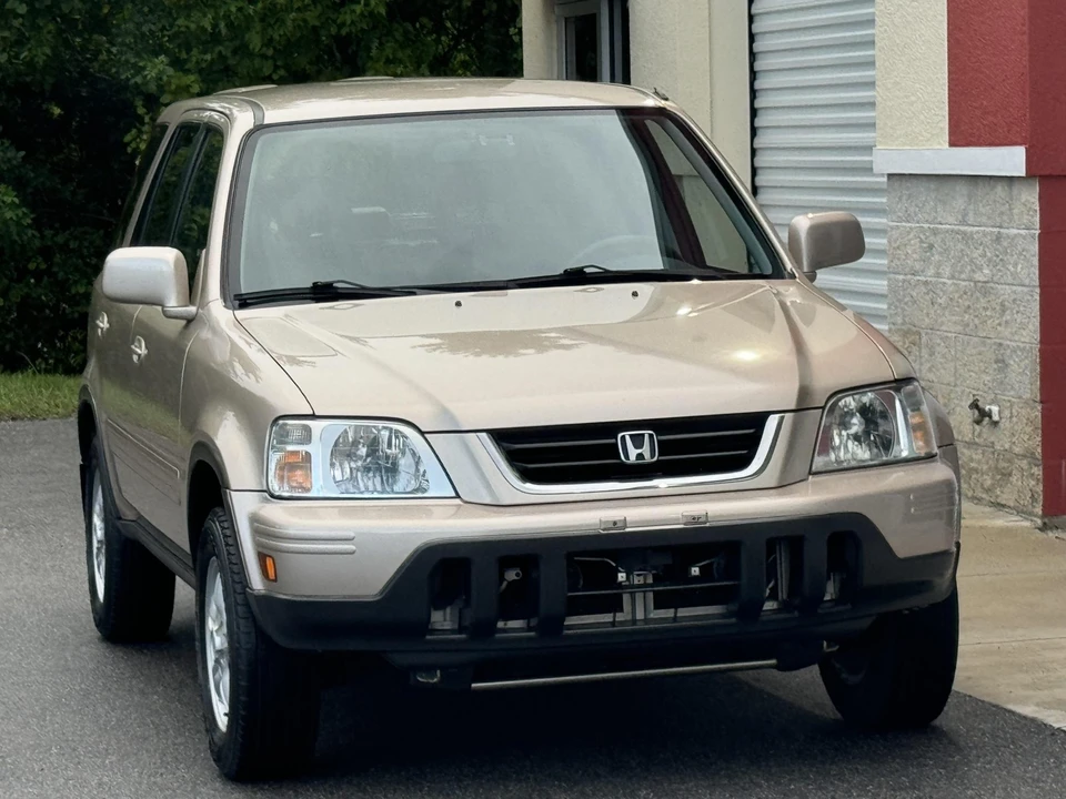 2001 Honda CR-V 1st Gen - Image 11 of 31