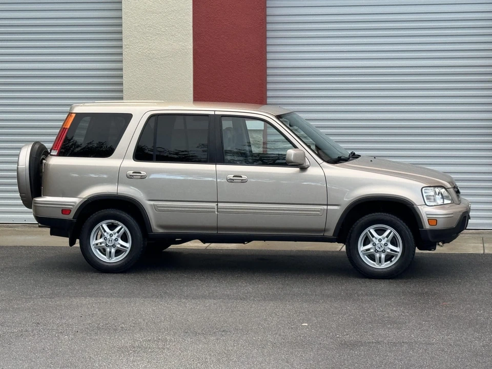 2001 Honda CR-V 1st Gen - Image 21 of 31