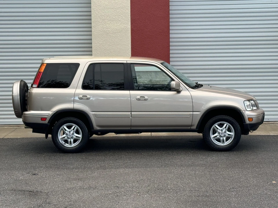 2001 Honda CR-V 1st Gen - Image 23 of 31