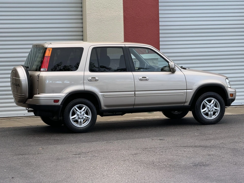 2001 Honda CR-V 1st Gen - Image 26 of 31