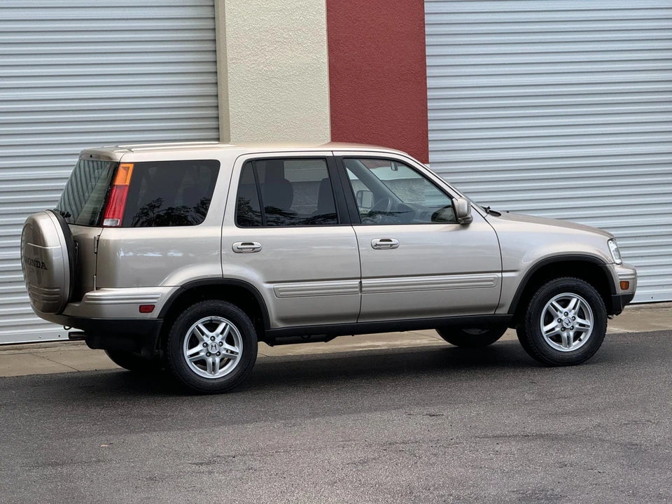 2001 Honda CR-V 1st Gen - Image 27 of 31