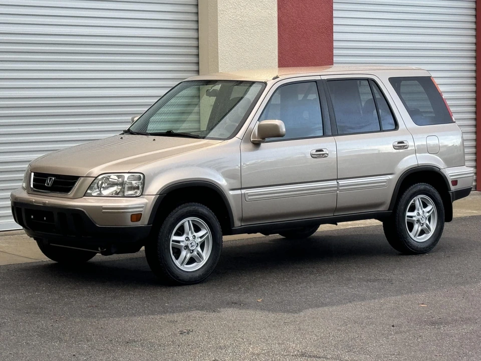 2001 Honda CR-V 1st Gen - Image 4 of 31