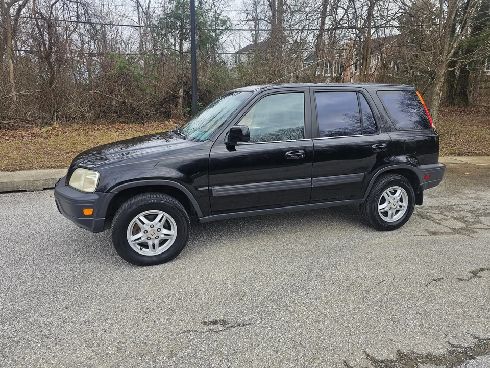 2001 Honda CR-V 1st Gen - Image 9 of 31
