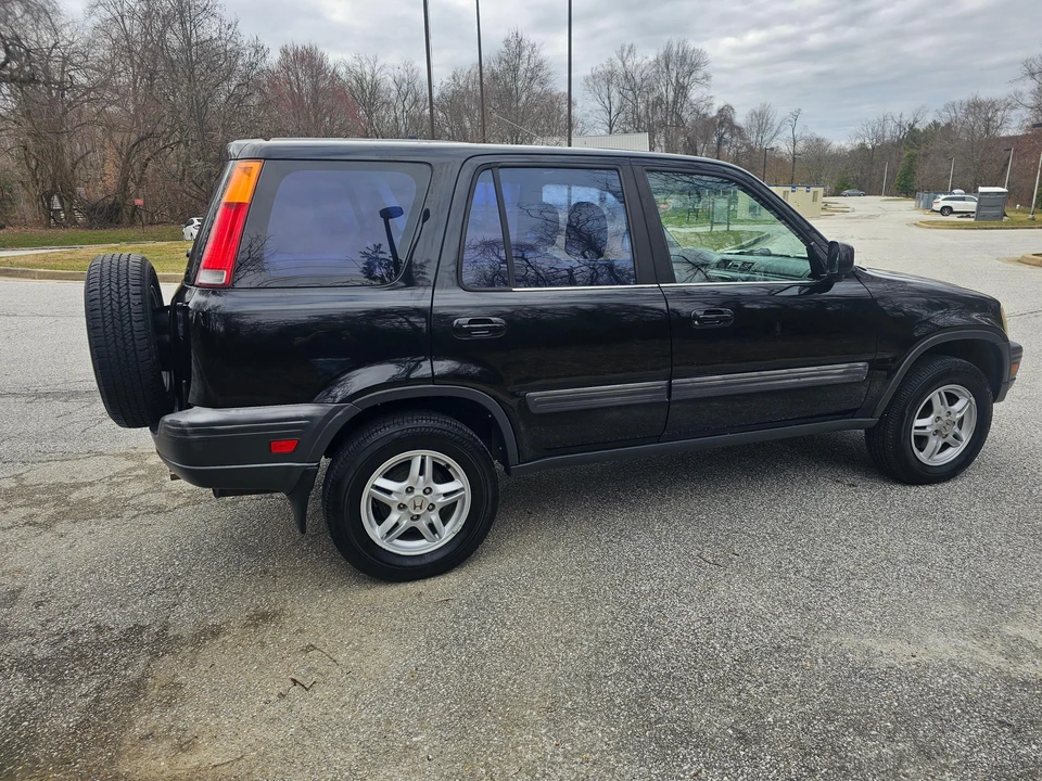 2001 Honda CR-V 1st Gen - Image 16 of 31