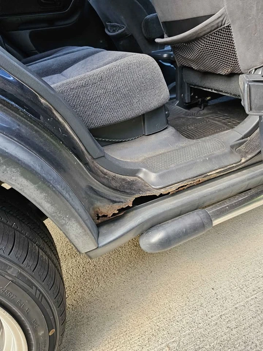 2001 Honda CR-V 1st Gen - Image 8 of 11