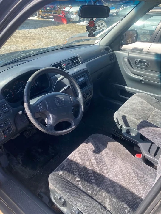 2001 Honda CR-V 1st Gen - Image 6 of 8