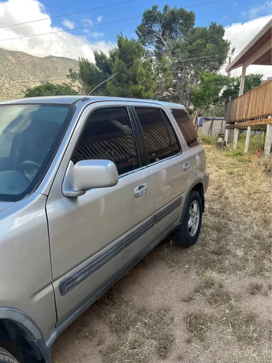 2001 Honda CR-V 1st Gen - Image 6 of 11