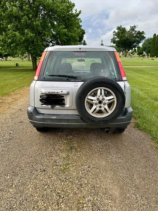 2001 Honda CR-V 1st Gen - Image 4 of 8