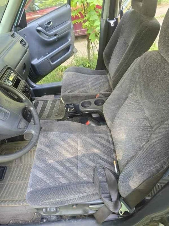 2001 Honda CR-V 1st Gen - Image 4 of 7