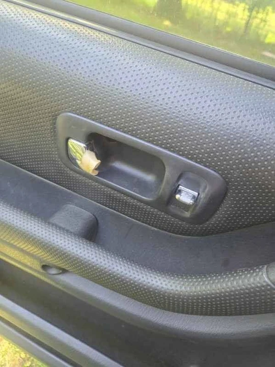 2001 Honda CR-V 1st Gen - Image 6 of 7