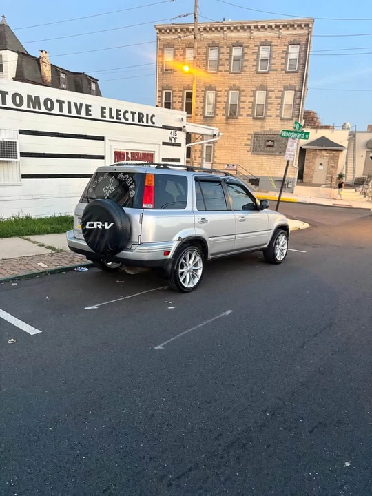2001 Honda CR-V 1st Gen - Image 4 of 4