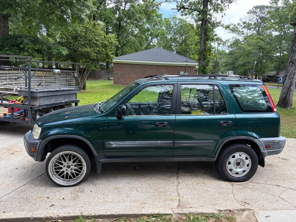 2001 Honda CR-V 1st Gen - Image 4 of 8