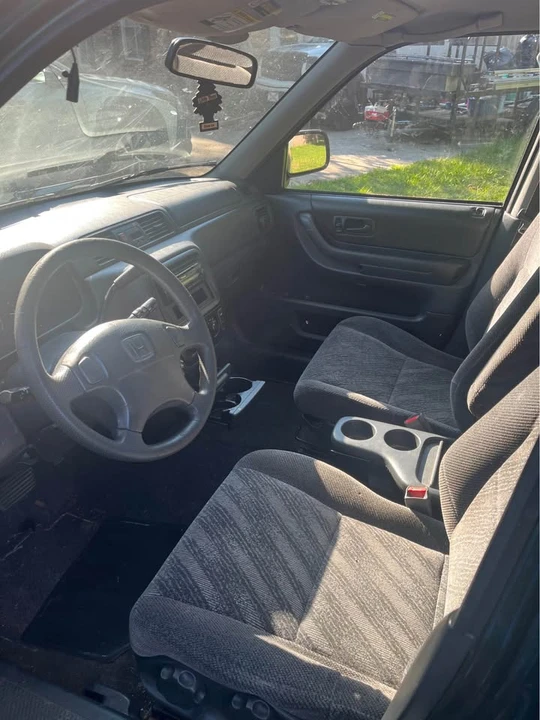 2001 Honda CR-V 1st Gen - Image 6 of 8