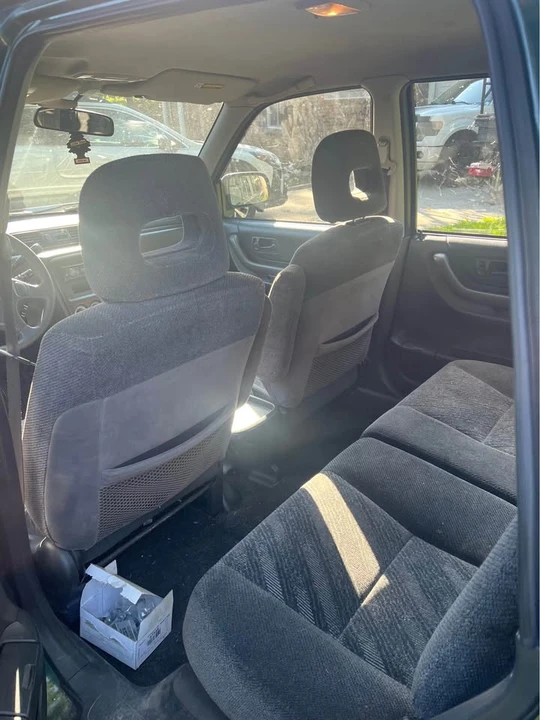 2001 Honda CR-V 1st Gen - Image 8 of 8