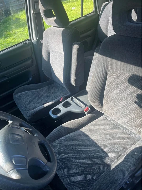 2001 Honda CR-V 1st Gen - Image 7 of 8