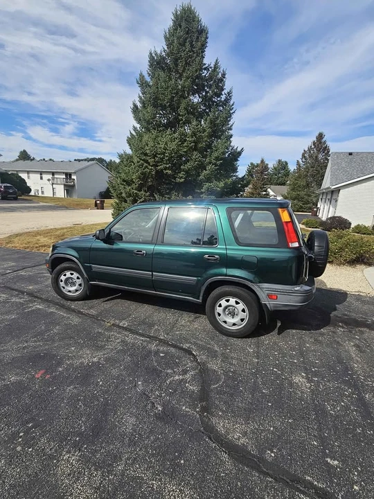 2001 Honda CR-V 1st Gen - Image 3 of 11