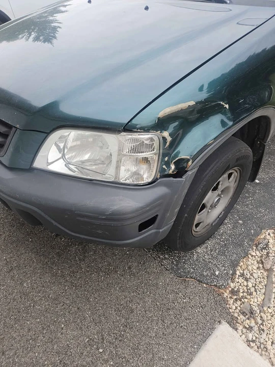 2001 Honda CR-V 1st Gen - Image 8 of 11