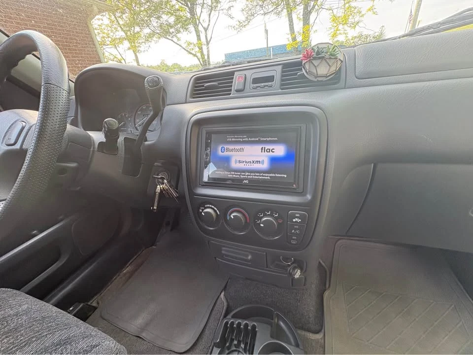 2001 Honda CR-V 1st Gen - Image 8 of 14
