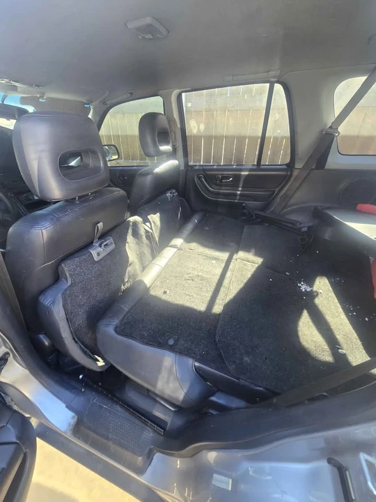 2001 Honda CR-V 1st Gen - Image 6 of 16