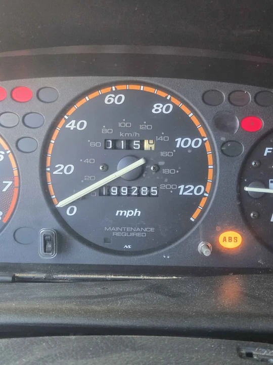 2001 Honda CR-V 1st Gen - Image 10 of 16